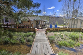 Grand Lake Home Fireplace, Deck and Mountain Views